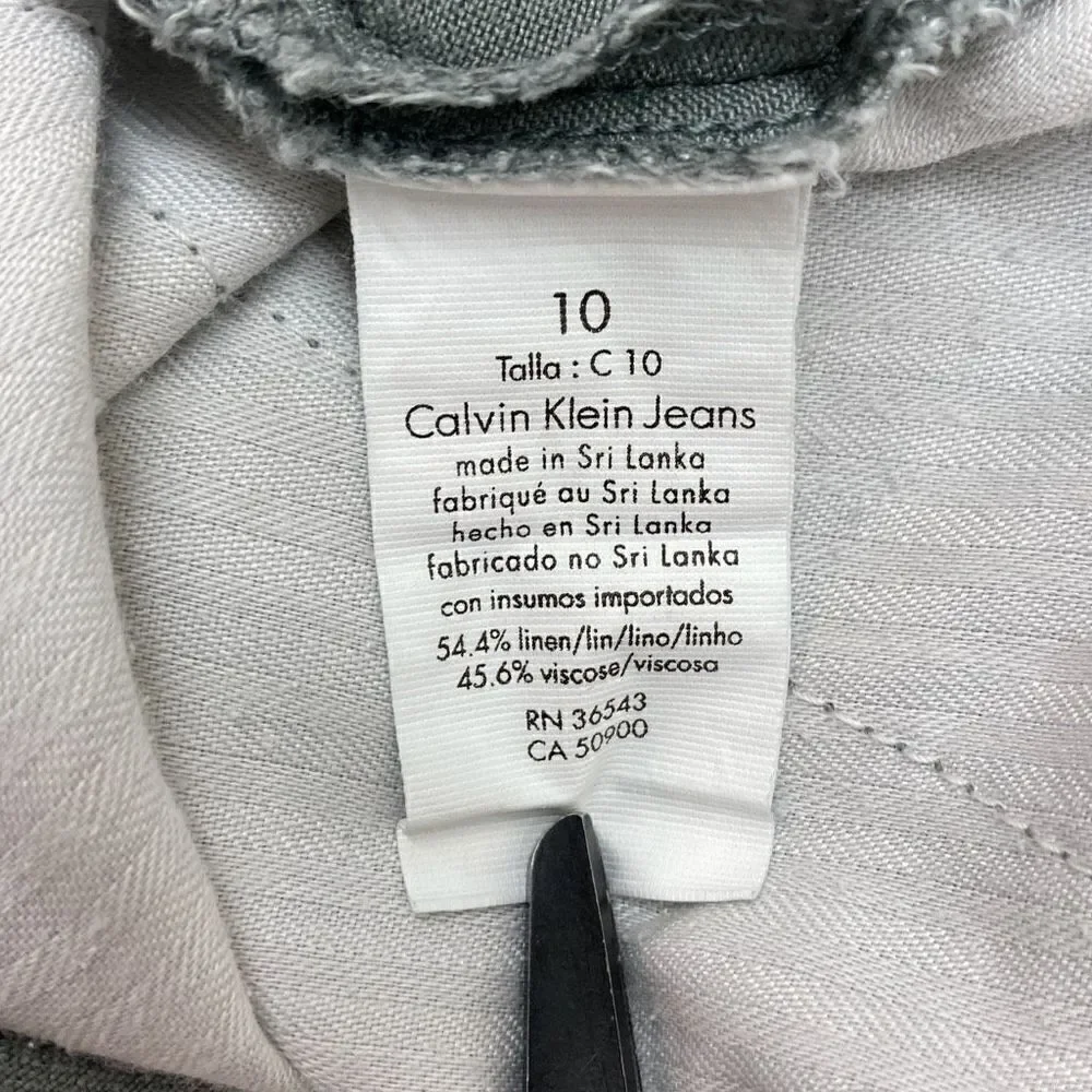 Calvin Klein Shorts Womens size 10